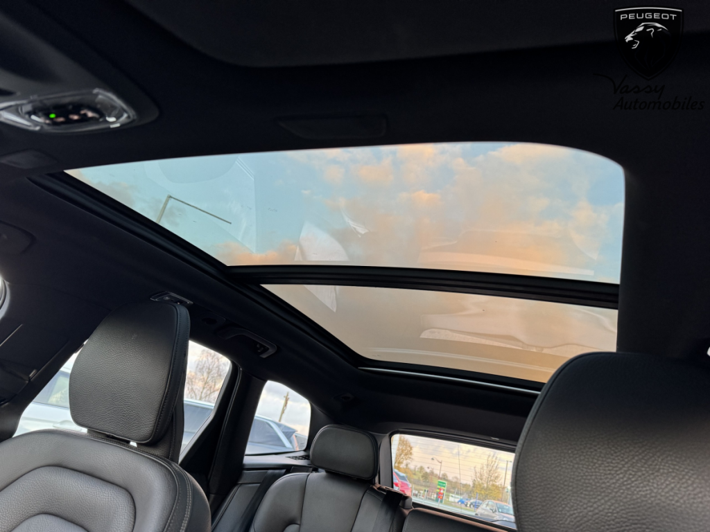 Volvo XC60 (2) D4 190 GearTronic 8 R-Design