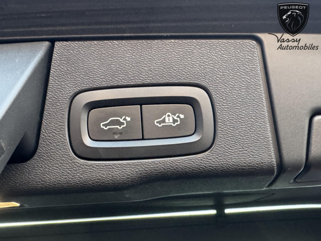 Volvo XC60 (2) D4 190 GearTronic 8 R-Design