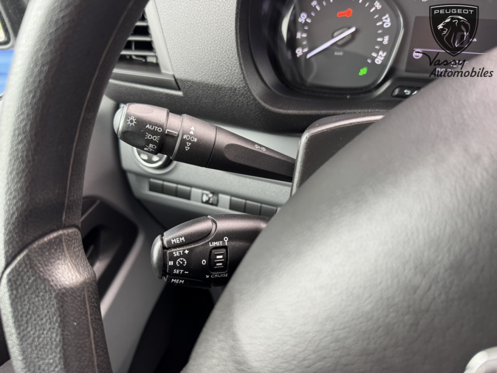 Peugeot Expert (3) 1.5 BLUEHDI 120 S&S STANDARD Asphalt 4 portes  (août 2020)