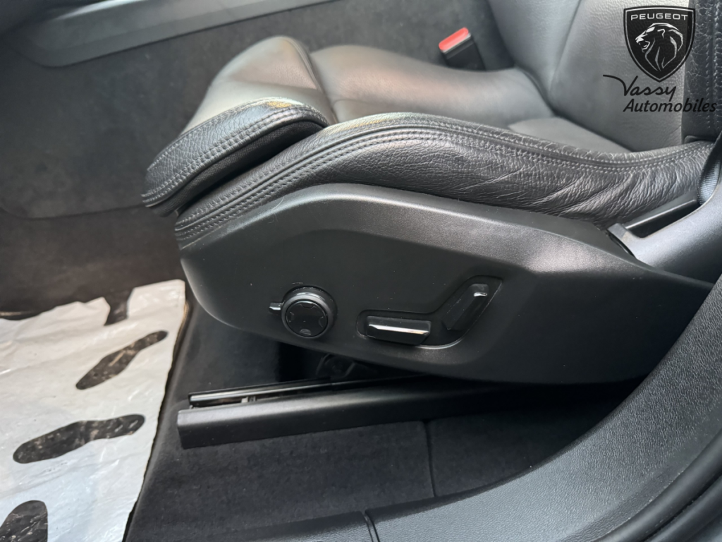 Volvo XC60 (2) D4 190 GearTronic 8 R-Design