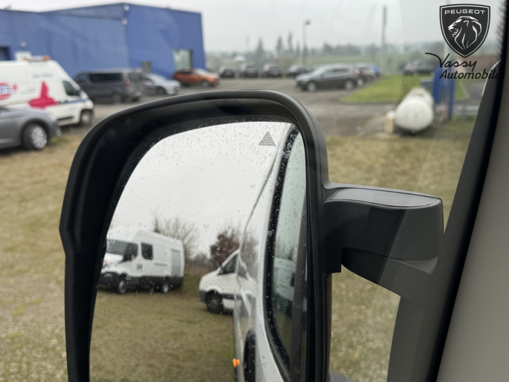 Peugeot Boxer (2) 2.2 180 CH BVA8 3.5T MAXI L4H2