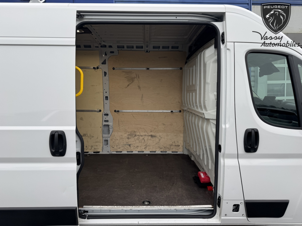 Peugeot Boxer (2) 2.2 180 CH BVA8 3.5T MAXI L4H2