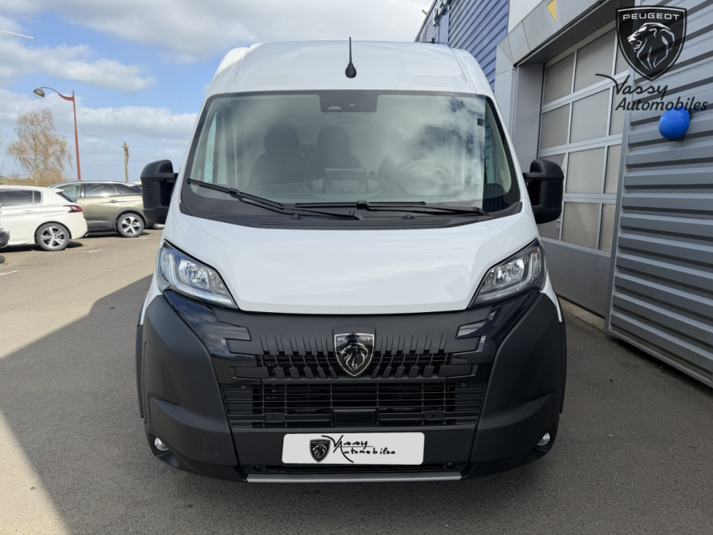 Peugeot Boxer (2) 2.2 140 CH 3.5T MAXI L4H2 PACK TECHNO PREMIUM