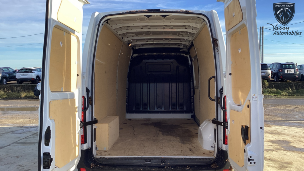 Renault Master (3) FGN TRAC F3500 L3H2 BLUE DCI 135 GRAND CONFORT