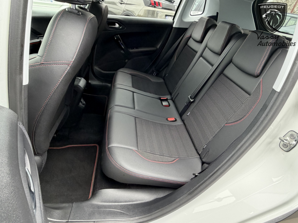 Peugeot 2008 Puretech 130 S&S ?6.c GT LINE