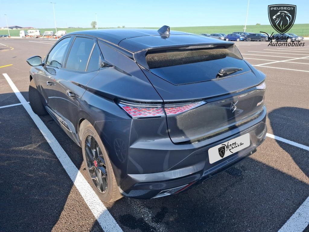 Ds DS 4 (2) 180 EAT8 PERFORMANCE LINE +