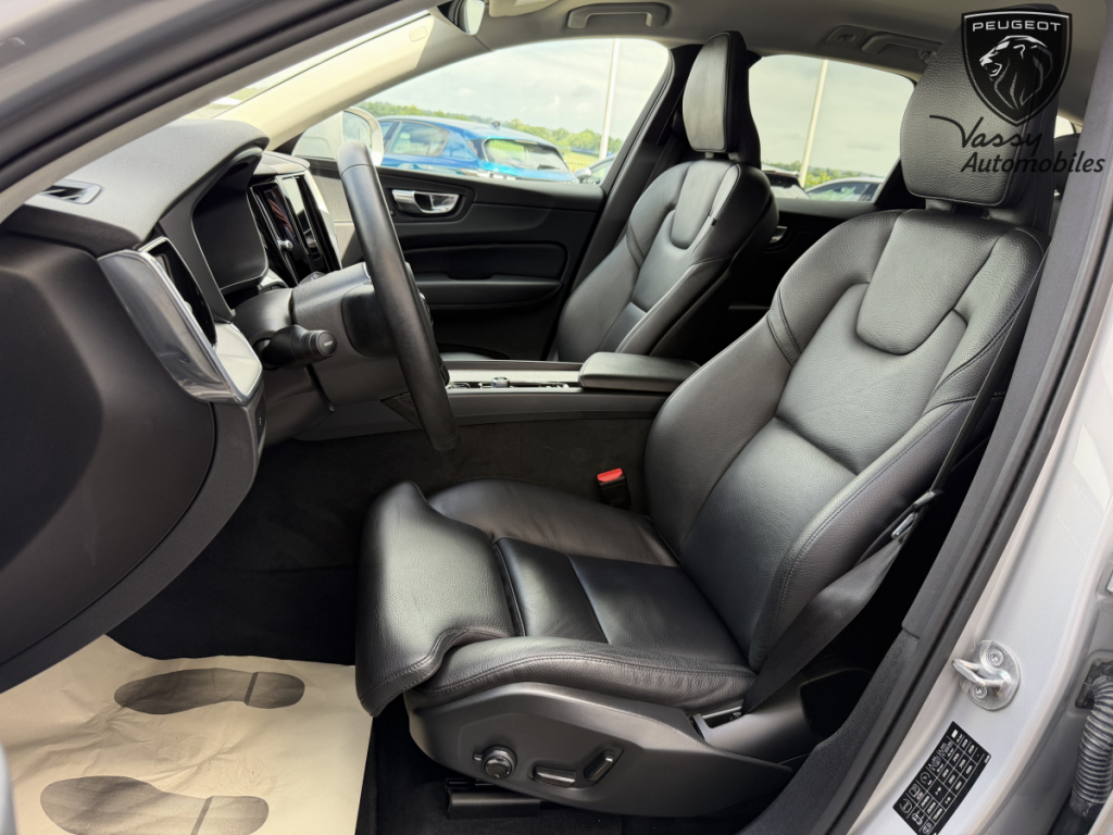 Volvo XC60 (2) B4 197 Geartronic 8 Plus Style Dark