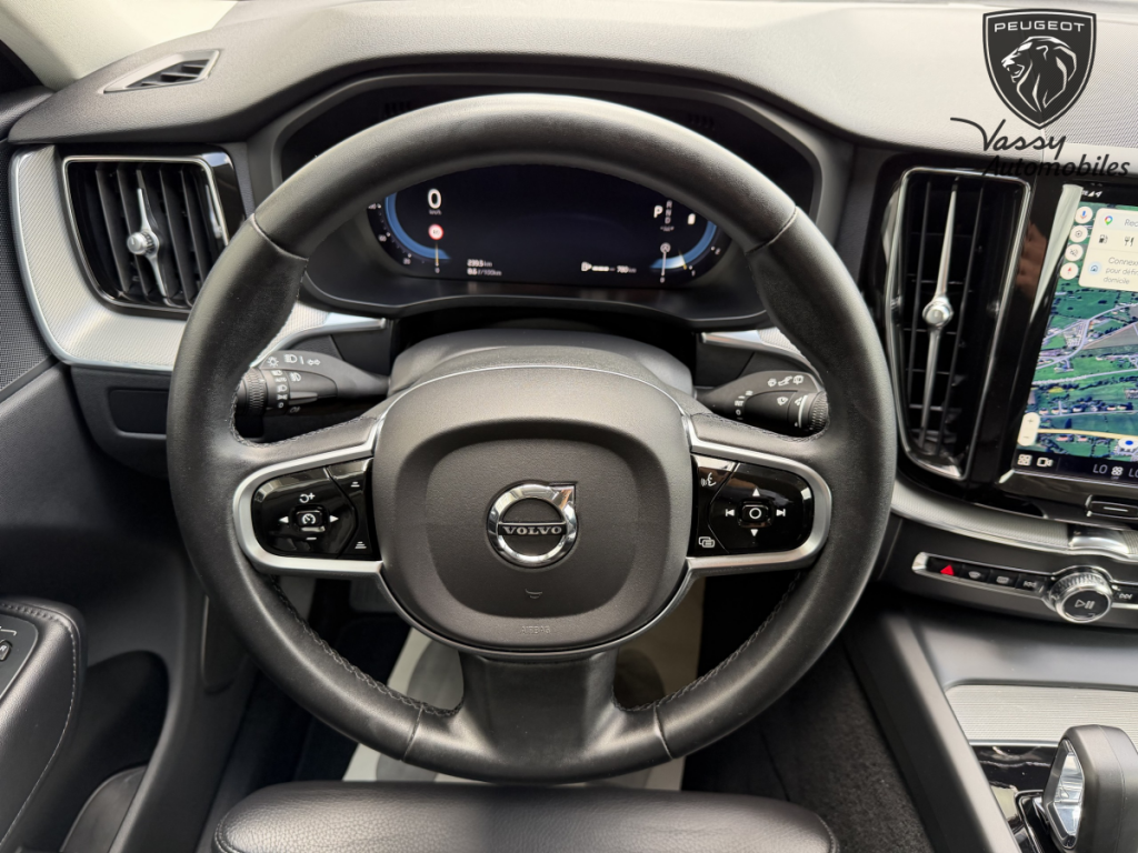 Volvo XC60 (2) B4 197 Geartronic 8 Plus Style Dark