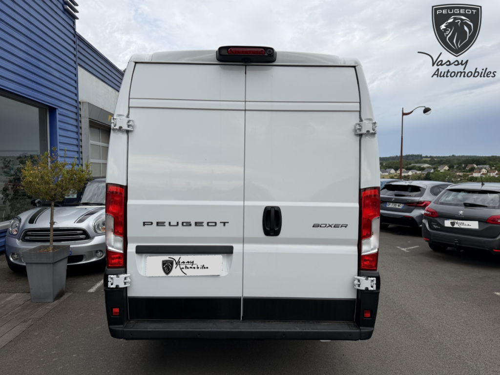 Peugeot Boxer (2) 2.2 140 CH 3.5T MAXI L4H2 PACK TECHNO PREMIUM