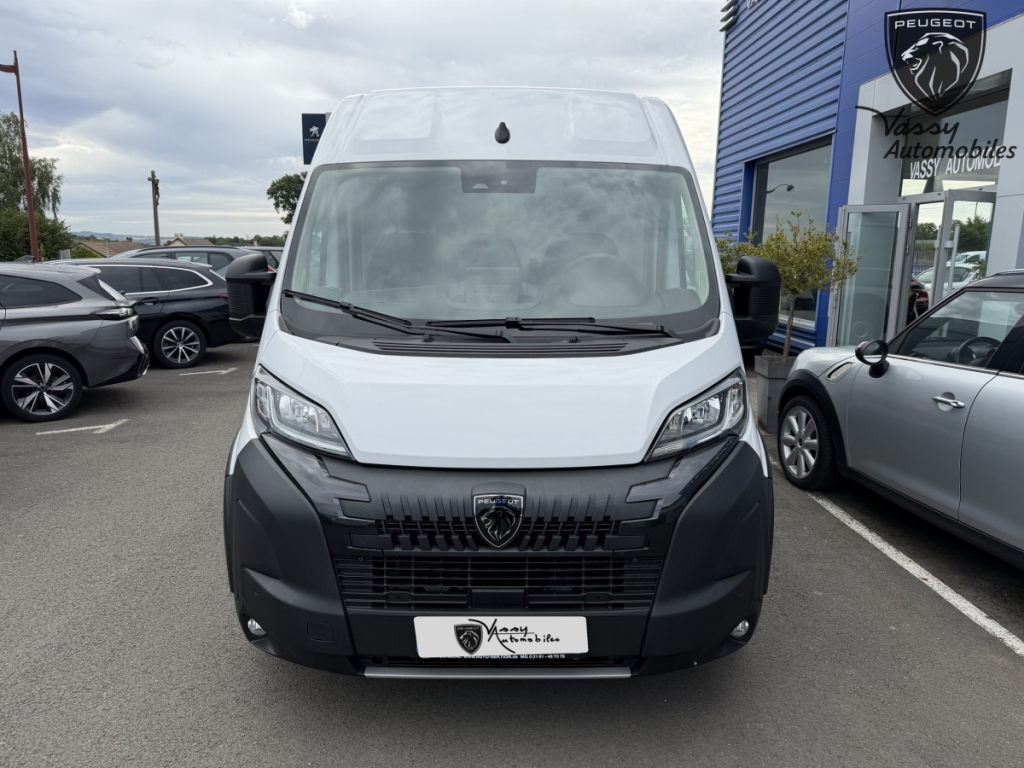Peugeot Boxer (2) 2.2 140 CH 3.5T MAXI L4H2 PACK TECHNO PREMIUM