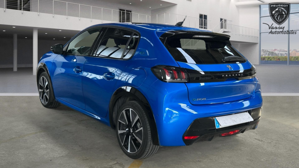 Peugeot e-208 (2) Electrique 50 kWh 136ch GT