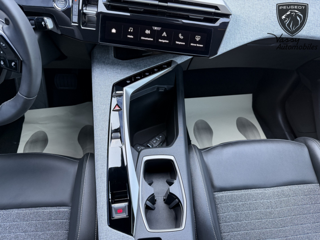 Peugeot 3008 (3) 1.2 HYBRID 136 E-DCS6 ALLURE