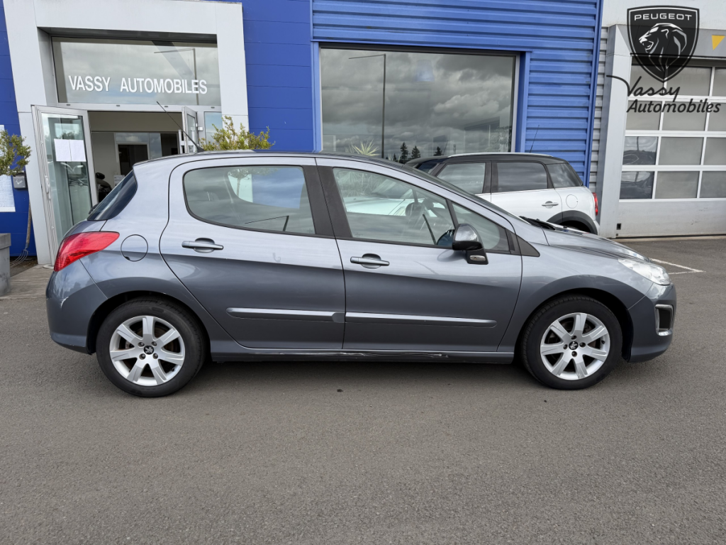 Peugeot 308 1.6 E-HDI BMP6 FAP FELINE BLUE LION