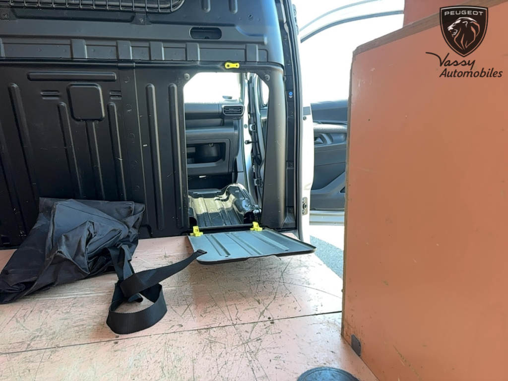 Peugeot Partner (3) BHDI 100 S&S STANDARD 650KG PREMIUM