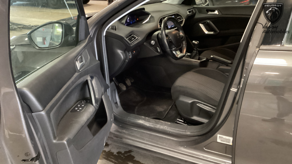 Peugeot 308 (2) BlueHDi 100 S&S ACTIVE BUSINESS