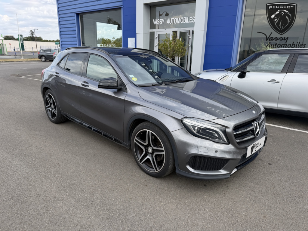 Mercedes Classe GLA GLA 220 d Fascination BVA7 (245)  5 portes  (avril 2016) (co2 115)
