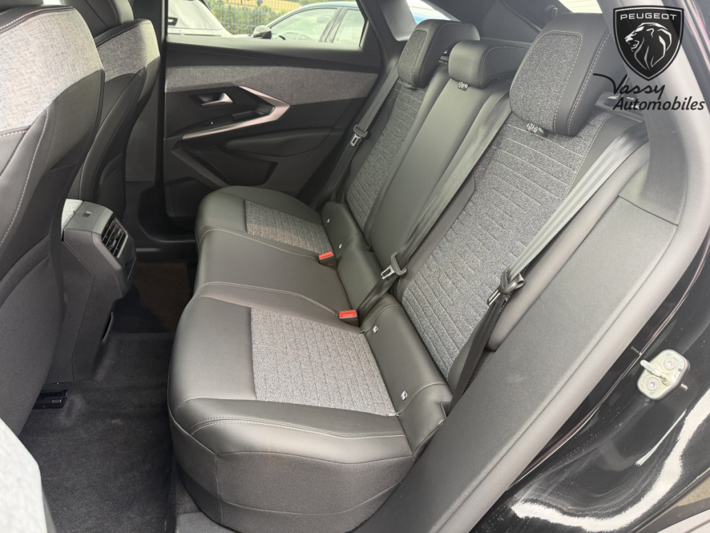 Peugeot 3008 (3) 1.2 HYBRID 145 E-DCS6 ALLURE
