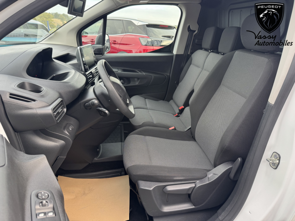 Peugeot Partner (3) BLUEHDI 75 STANDARD 650KG PREMIUM 4 portes  (avril 2019) (co2 111)