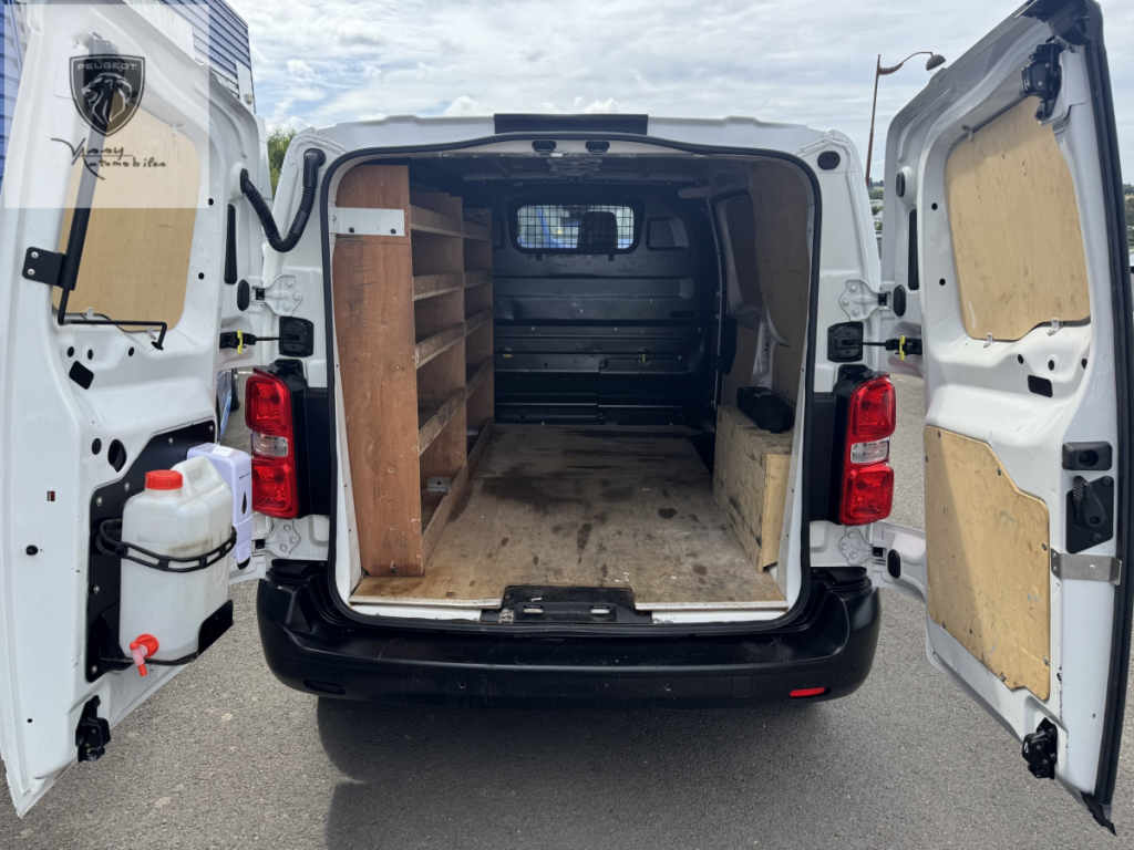 Toyota Proace (2) 1.5 D MEDIUM 120 D-4D BUSINESS