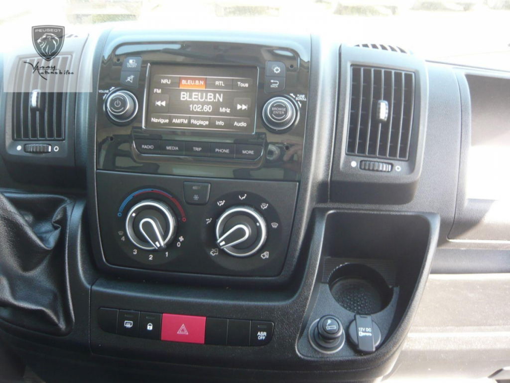 Citroën Jumper Châssis Cabine DC (2) 4-35 L4 BlueHDi 130 BVM6 Confort