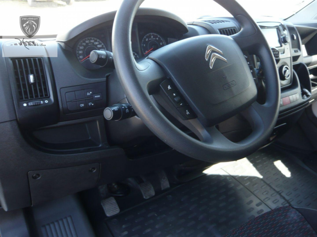 Citroën Jumper Châssis Cabine DC (2) 4-35 L4 BlueHDi 130 BVM6 Confort